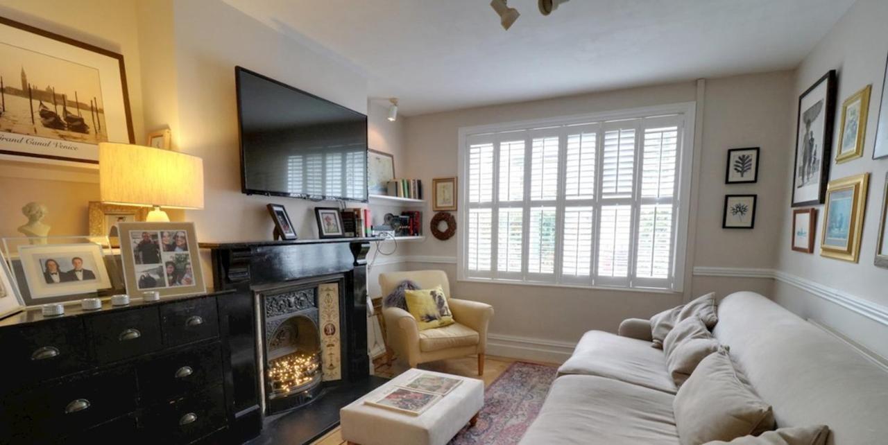 Tredegar Cosy, Dog Friendly House On The Fringe Of The Brecon Beaconsヴィラ エクステリア 写真